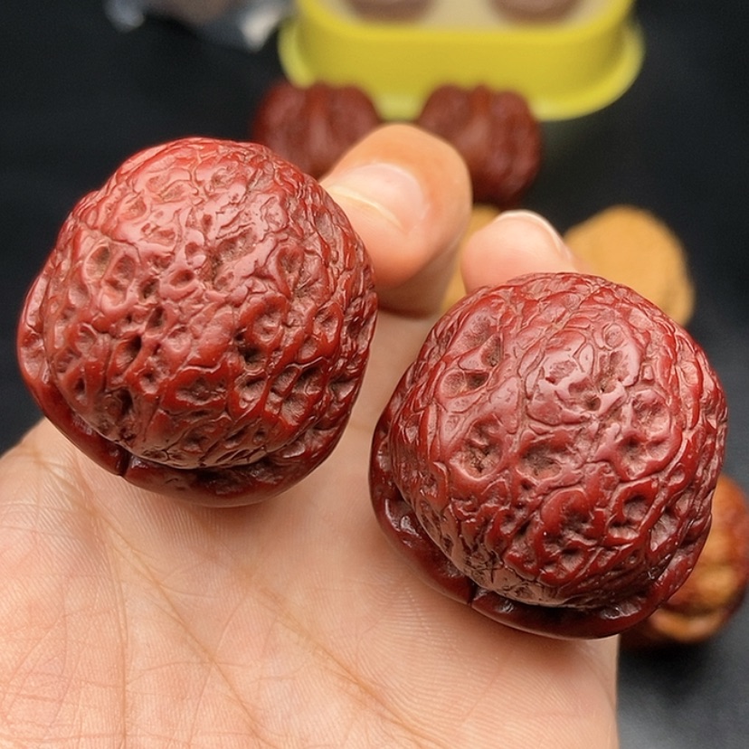 【闪购商品】把件文玩核桃39尺龙珠49.1克