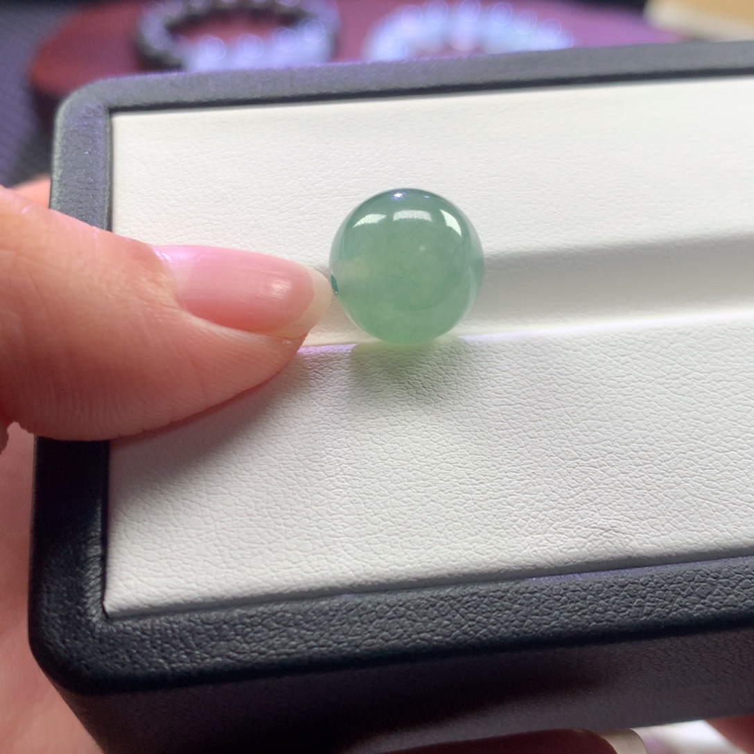 翡翠未镶嵌手链13mm
