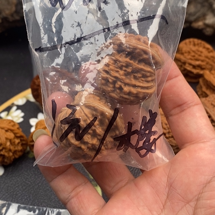 w***g把件桃核四座楼楼楼