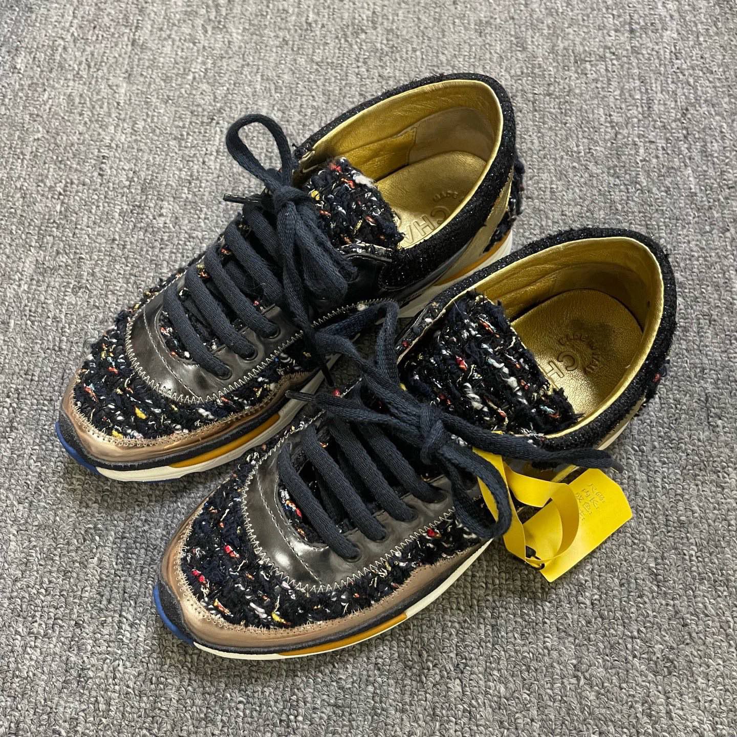 95新 Chanel/香奈儿 圆头系带徽标低帮生活休闲鞋 36.5码/11276