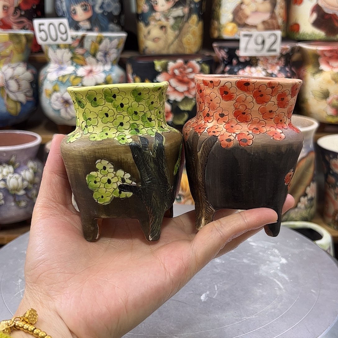 景德镇炫彩手绘口5.5高9.5