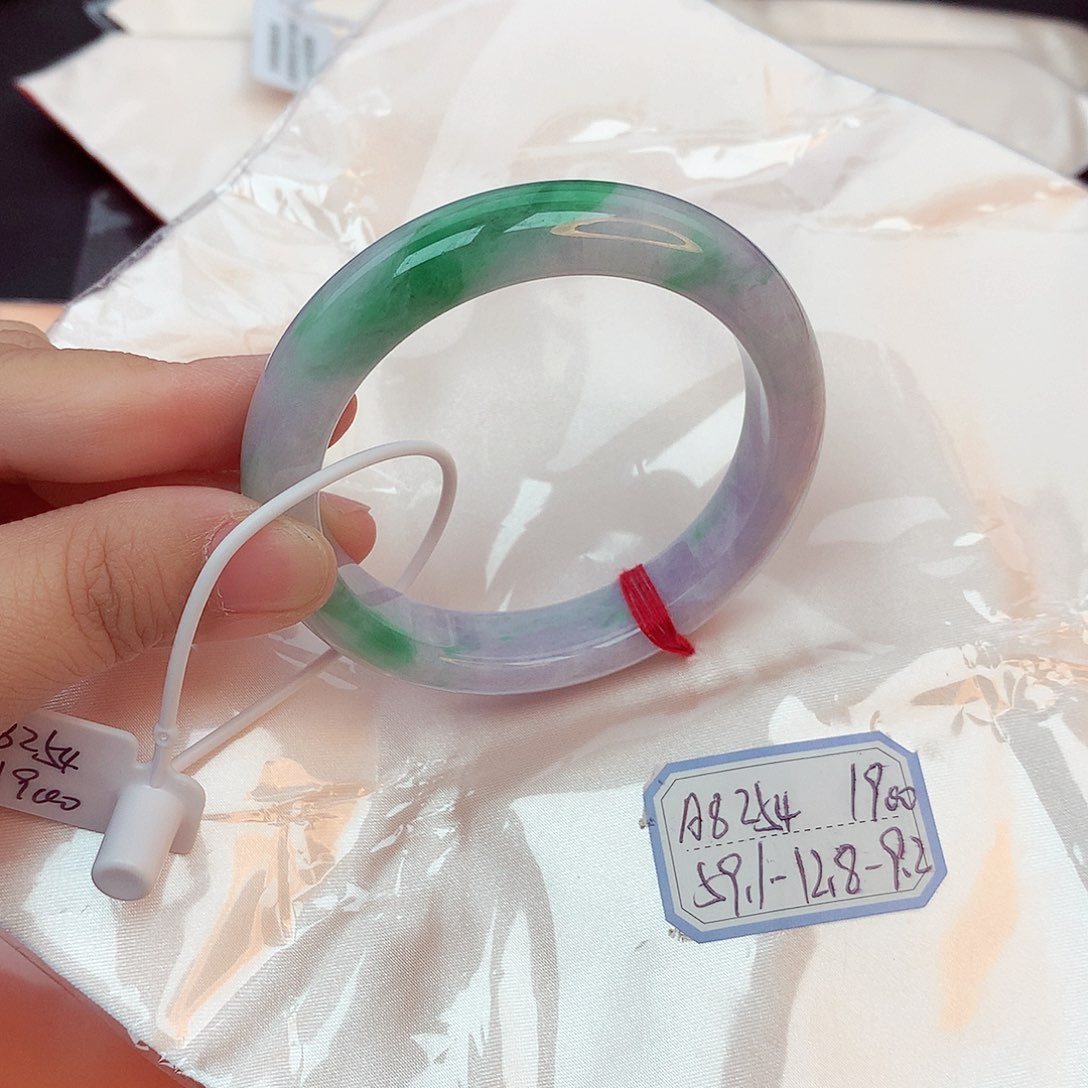 翡翠手镯未镶嵌天然缅甸翡翠A货