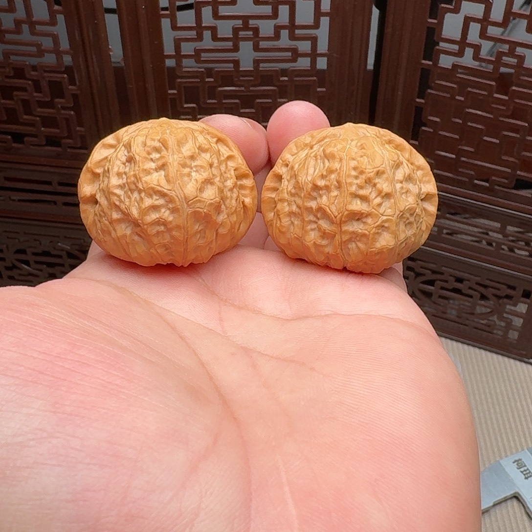 j***a文玩核桃把件42尺全品南瓜墩