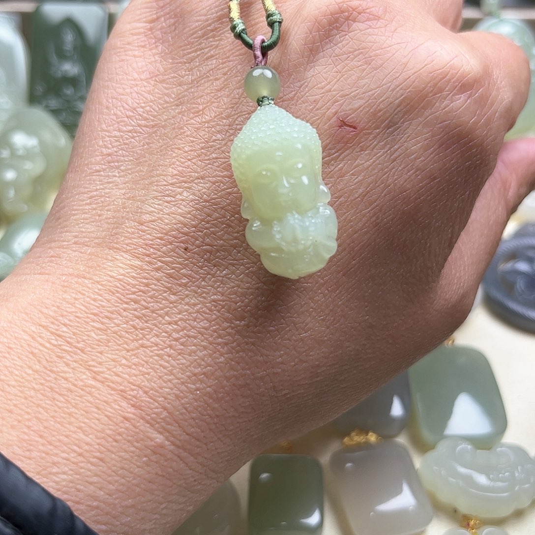 和田玉挂件未镶嵌