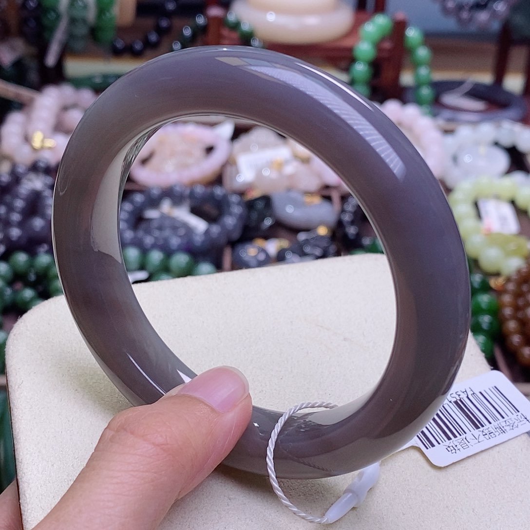 和田玉手镯未镶嵌58.5福利价浓烟紫脂膏级手镯