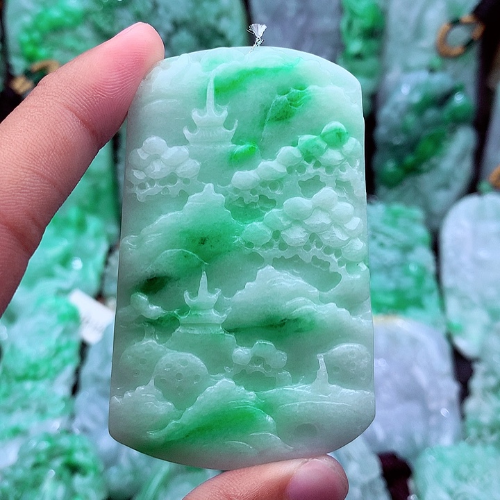翡翠未镶嵌吊坠(不含链)