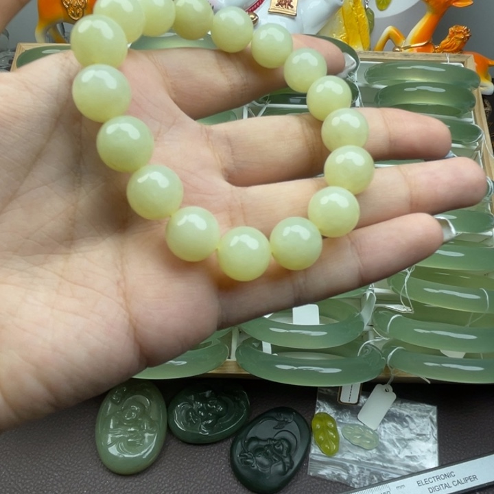 唯***一蛇纹石玉合金手镯