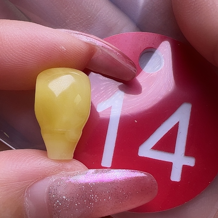 未镶嵌蜜蜡裸石9mm三通