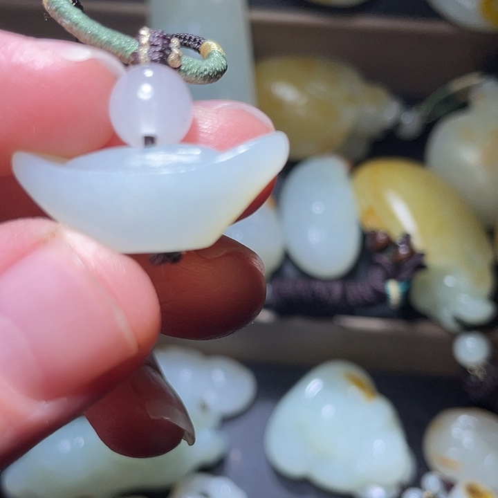 胖***福和田玉未镶嵌车挂