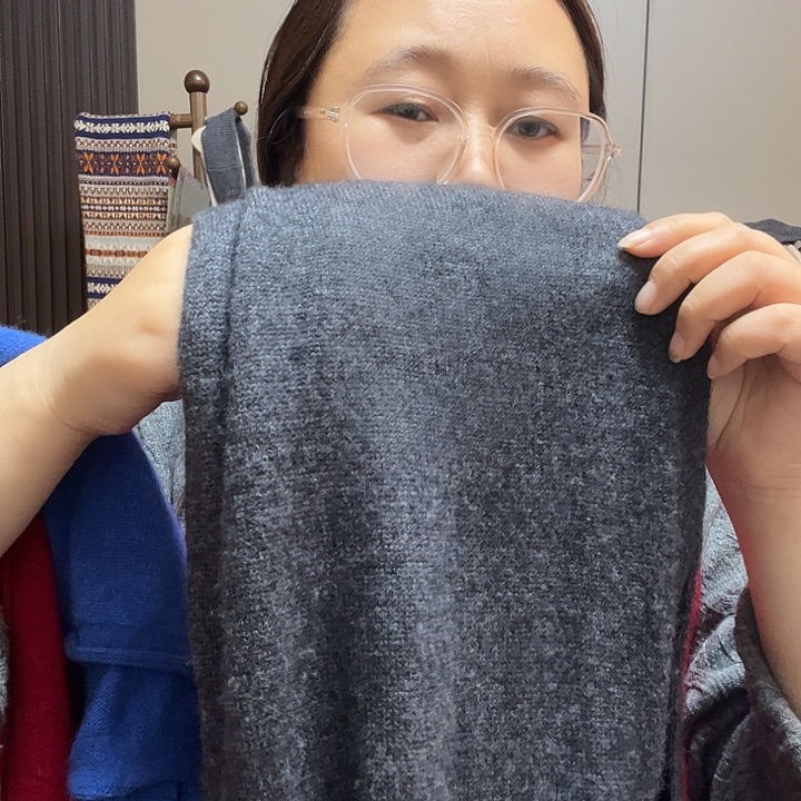 山羊绒深灰围巾88888888