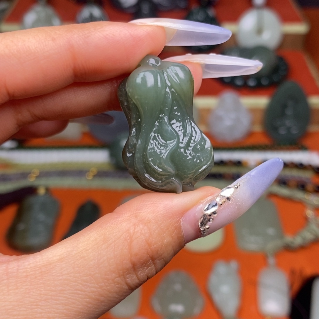 和田玉颈饰未镶嵌穿绳需备注