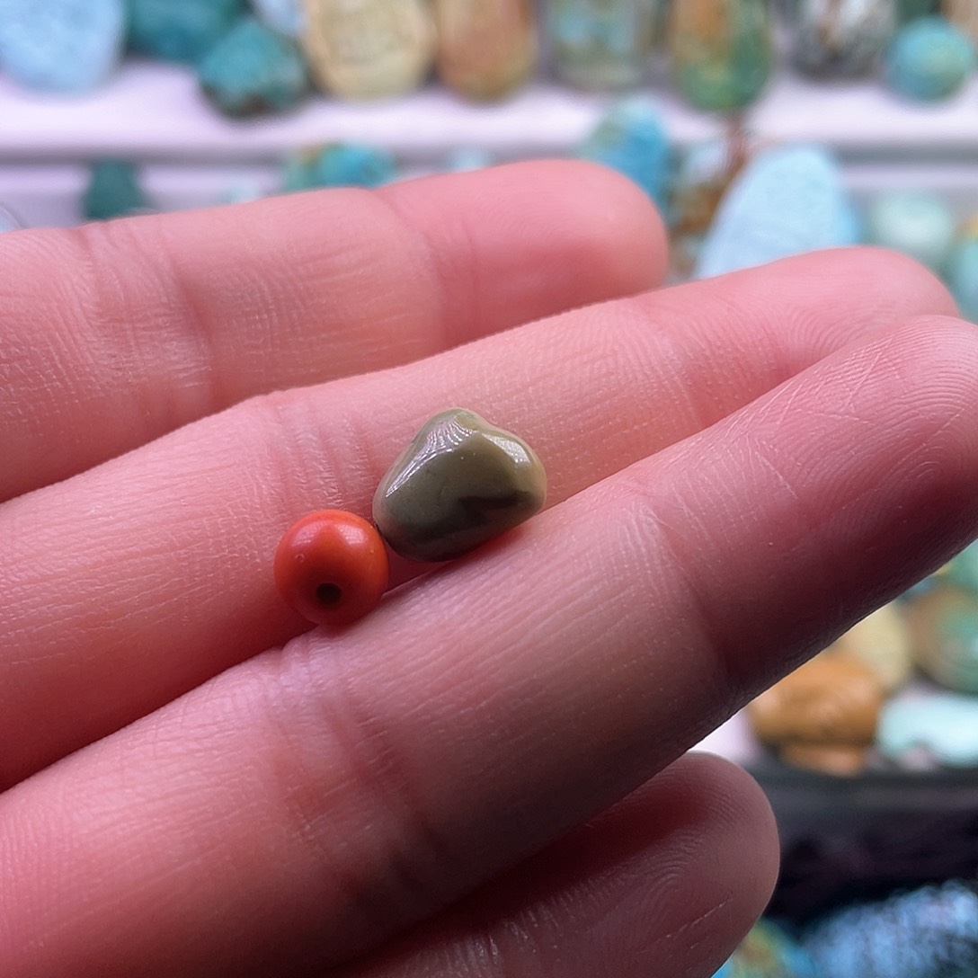 南红玛瑙颈饰未镶嵌