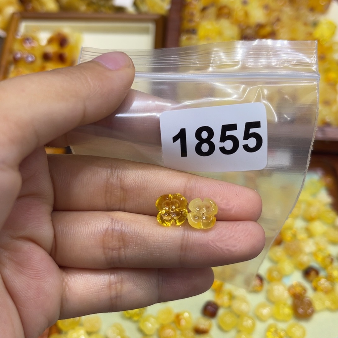 未镶嵌琥珀珠宝奇石敉*