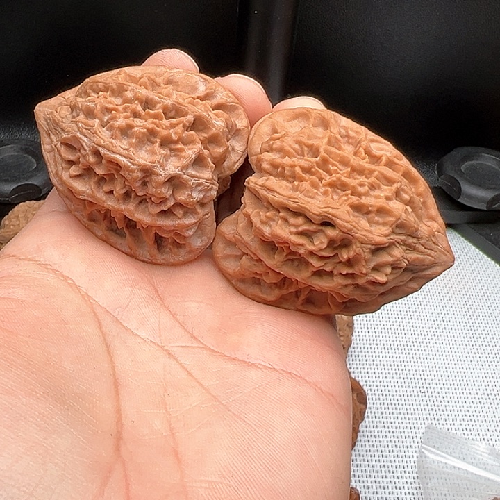 文玩核桃把件无名