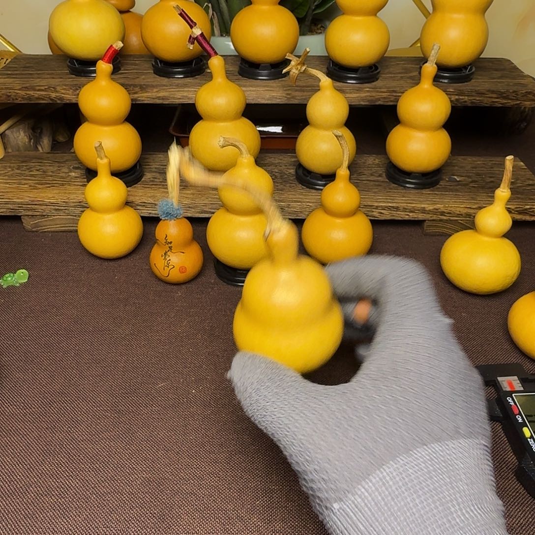 丶***涩恭喜发财纯天然葫芦
