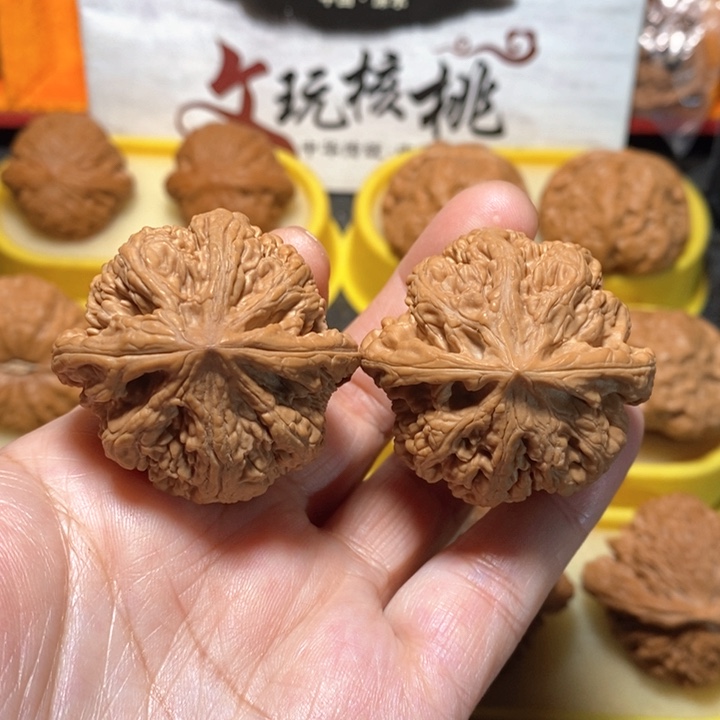 文玩核桃把件粗筋40