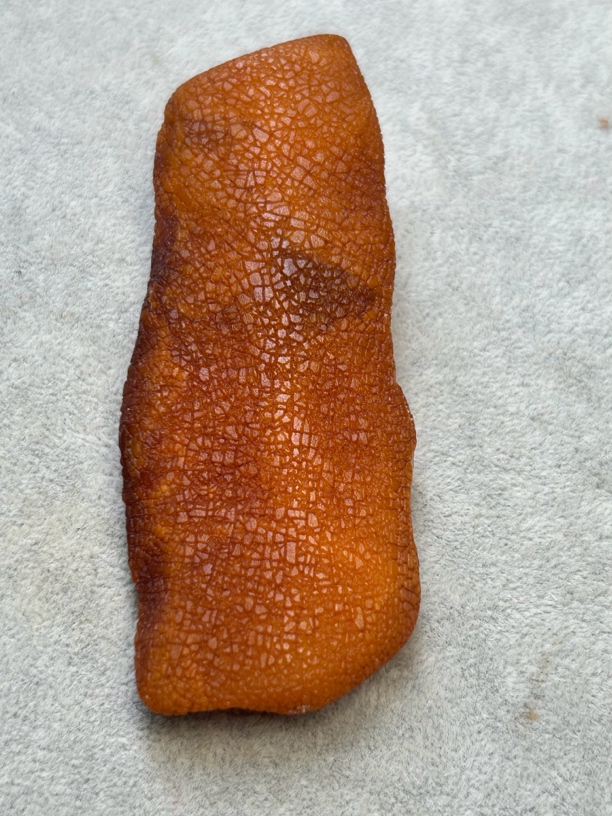 琥珀蜜蜡原石手把件36.89克