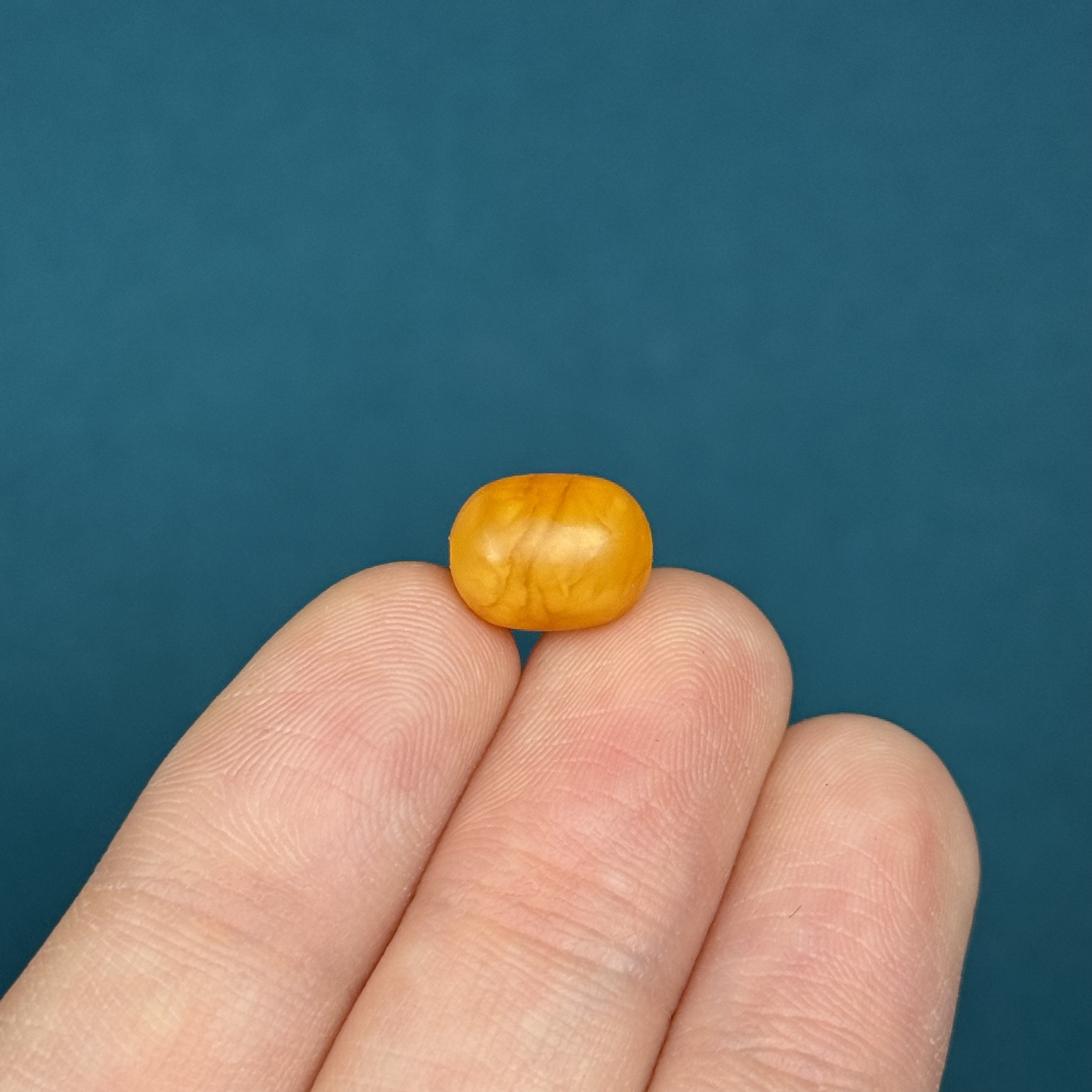 K2188天然原矿蜜蜡 鸡油红桶珠11*8.4mm 支持鉴定 假一罚十