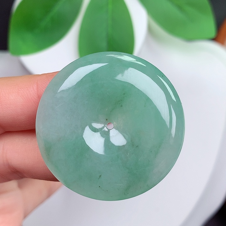 颈饰未镶嵌翡翠平安扣 35.6x6.3mm