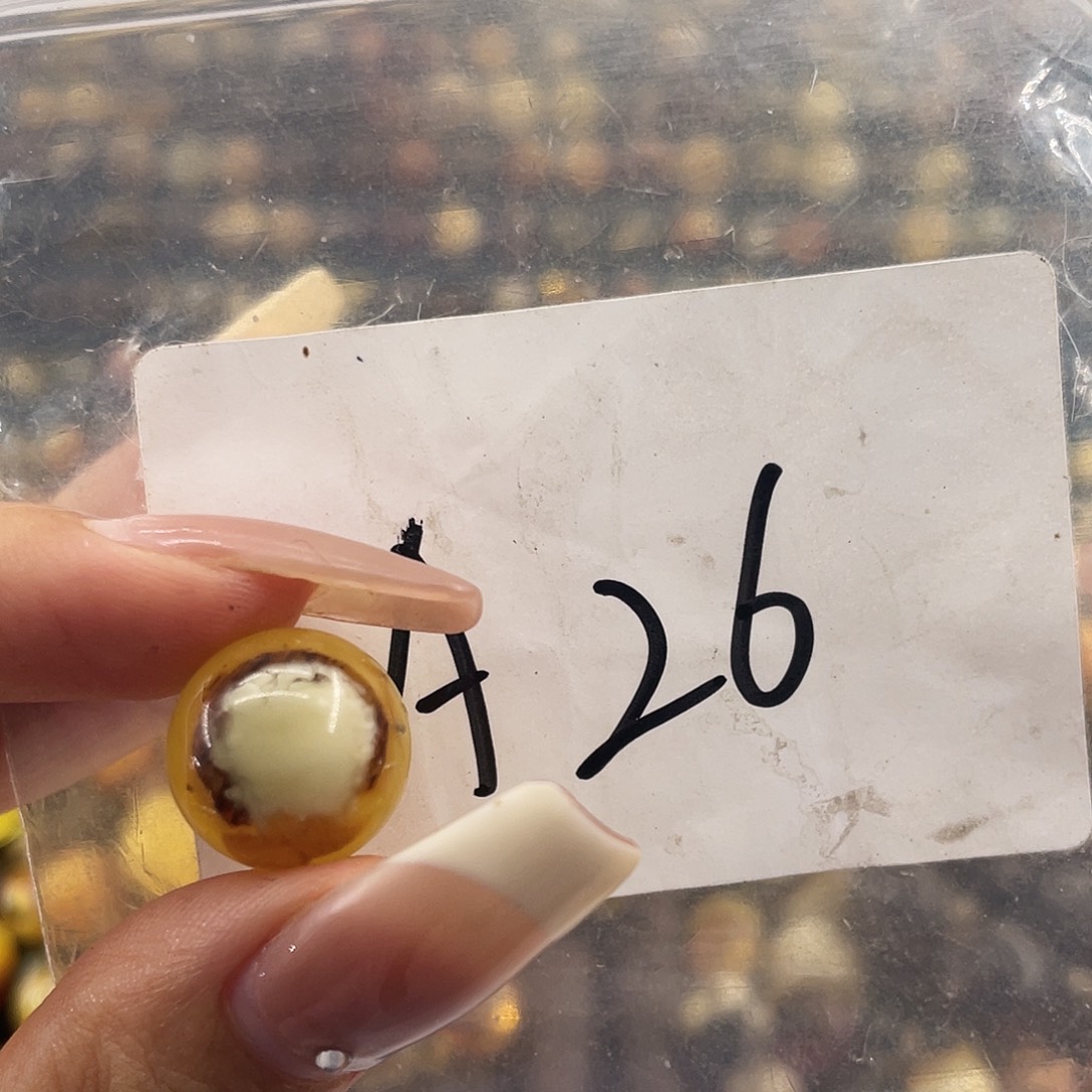 琥珀未镶嵌裸石14.5福利