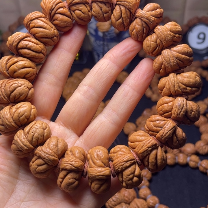 追***雄桃核吊坠秦岭桃核手串