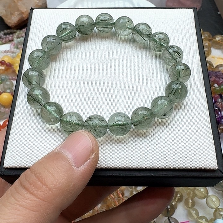 水晶手串未镶嵌……