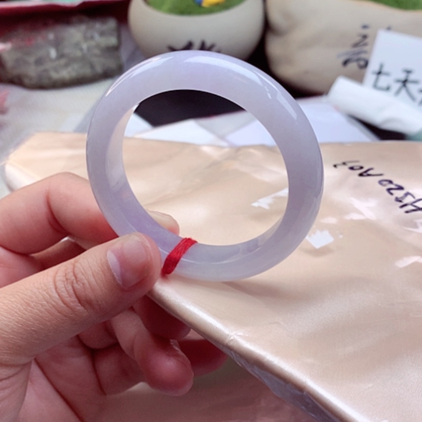 【闪购商品】翡翠手镯未镶嵌50.5冰粉色