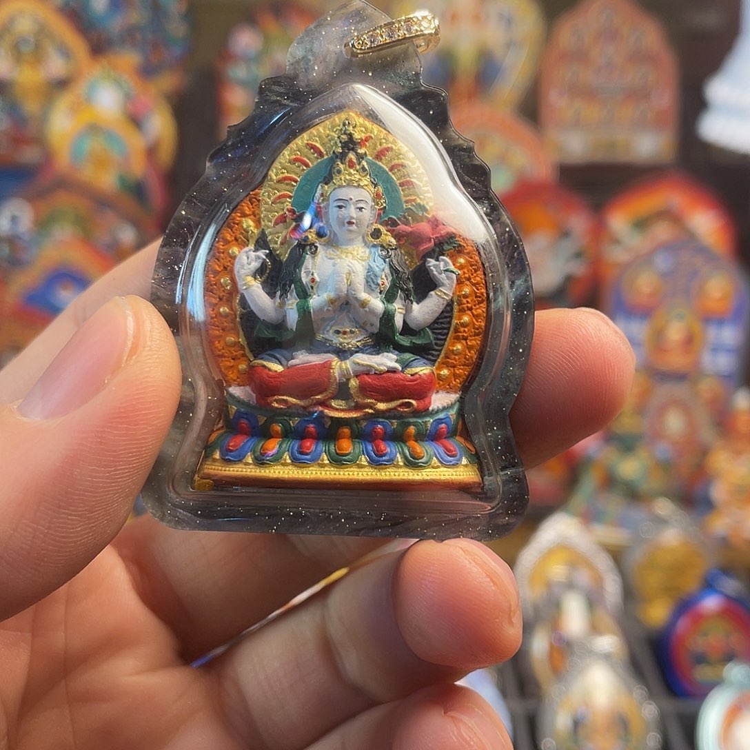 泥塑擦擦擦擦四臂观音