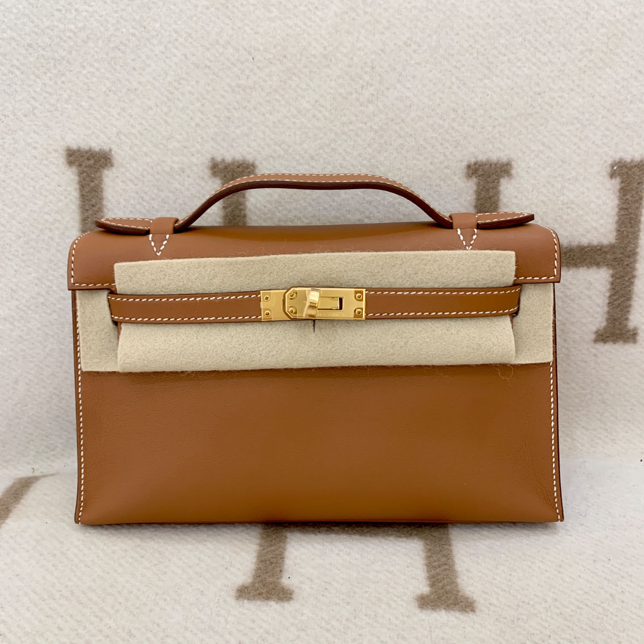 未使用 Hermes/爱马仕 kelly 一代 U s皮 金棕手提包0708m0 