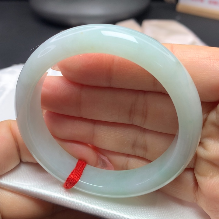 翡翠手镯未镶嵌56565757