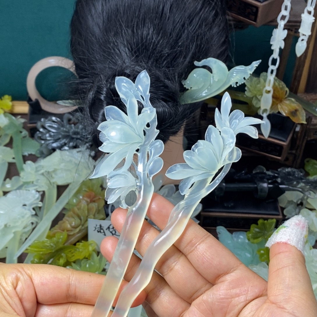 白***白蛇纹石玉未镶嵌发饰