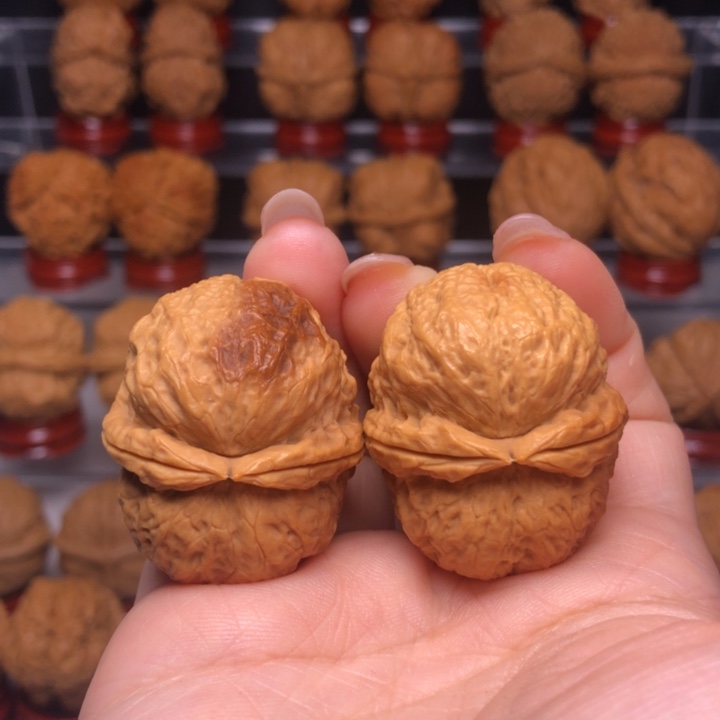 文玩核桃吊坠4玉面鹦鹉