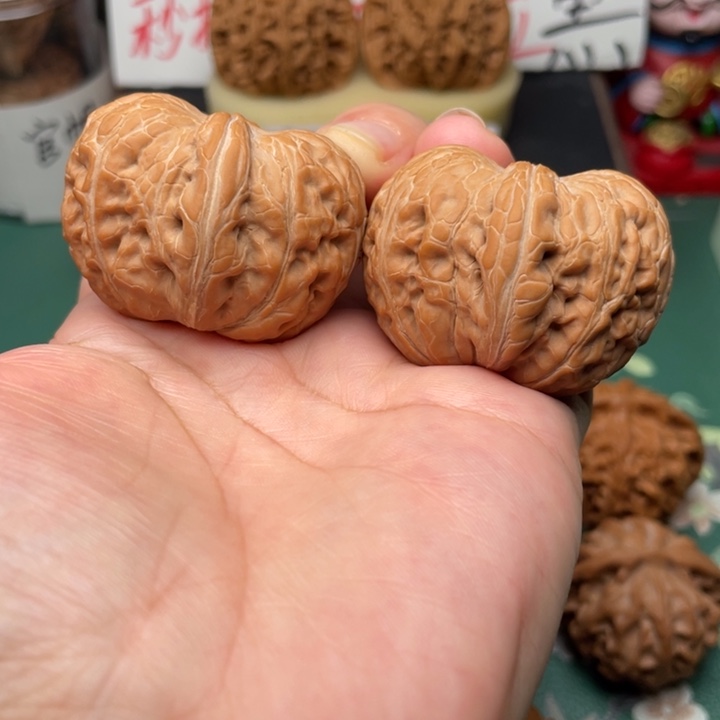 【闪购商品】文玩核桃把件?*风43元宝