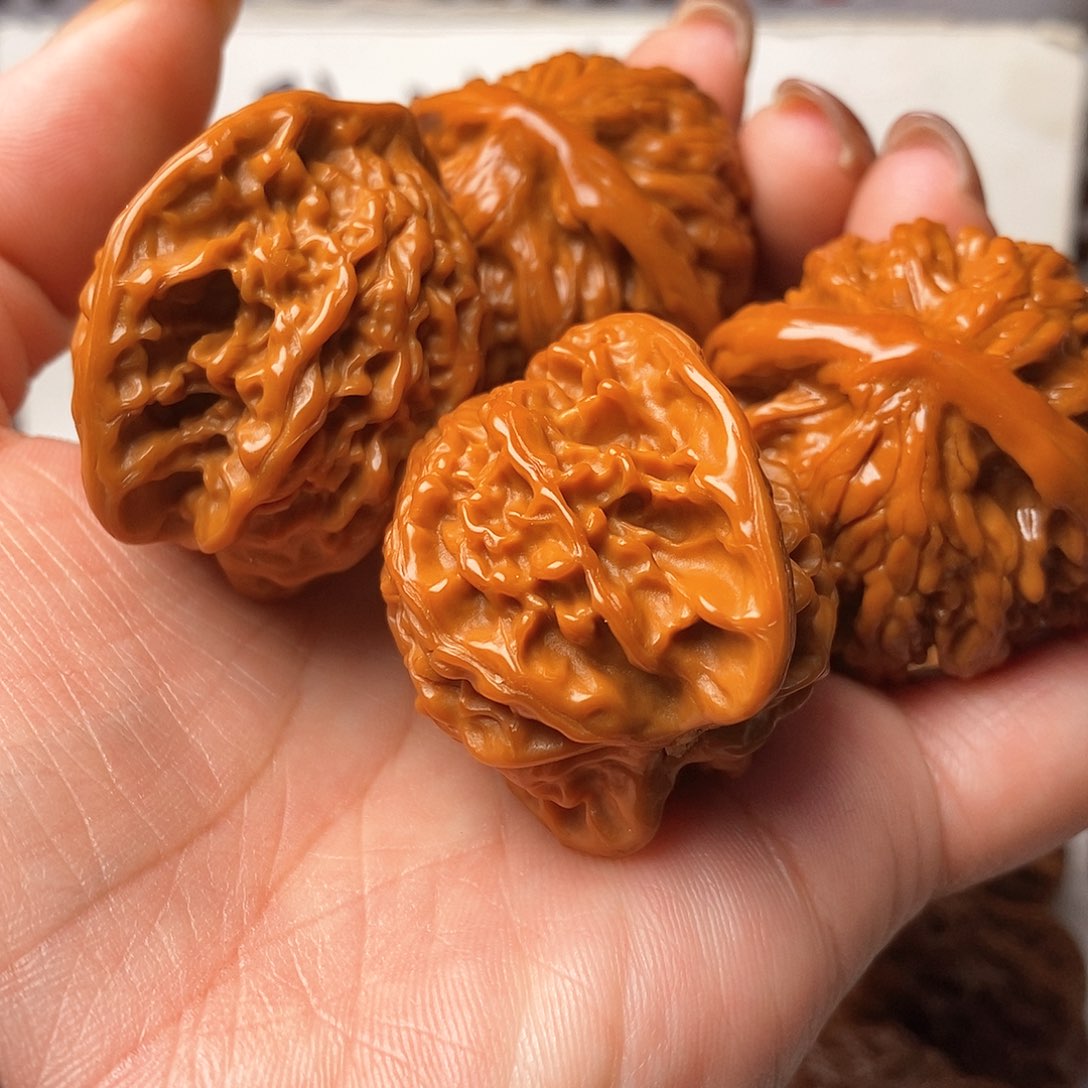 吊坠文玩核桃志*玉龙