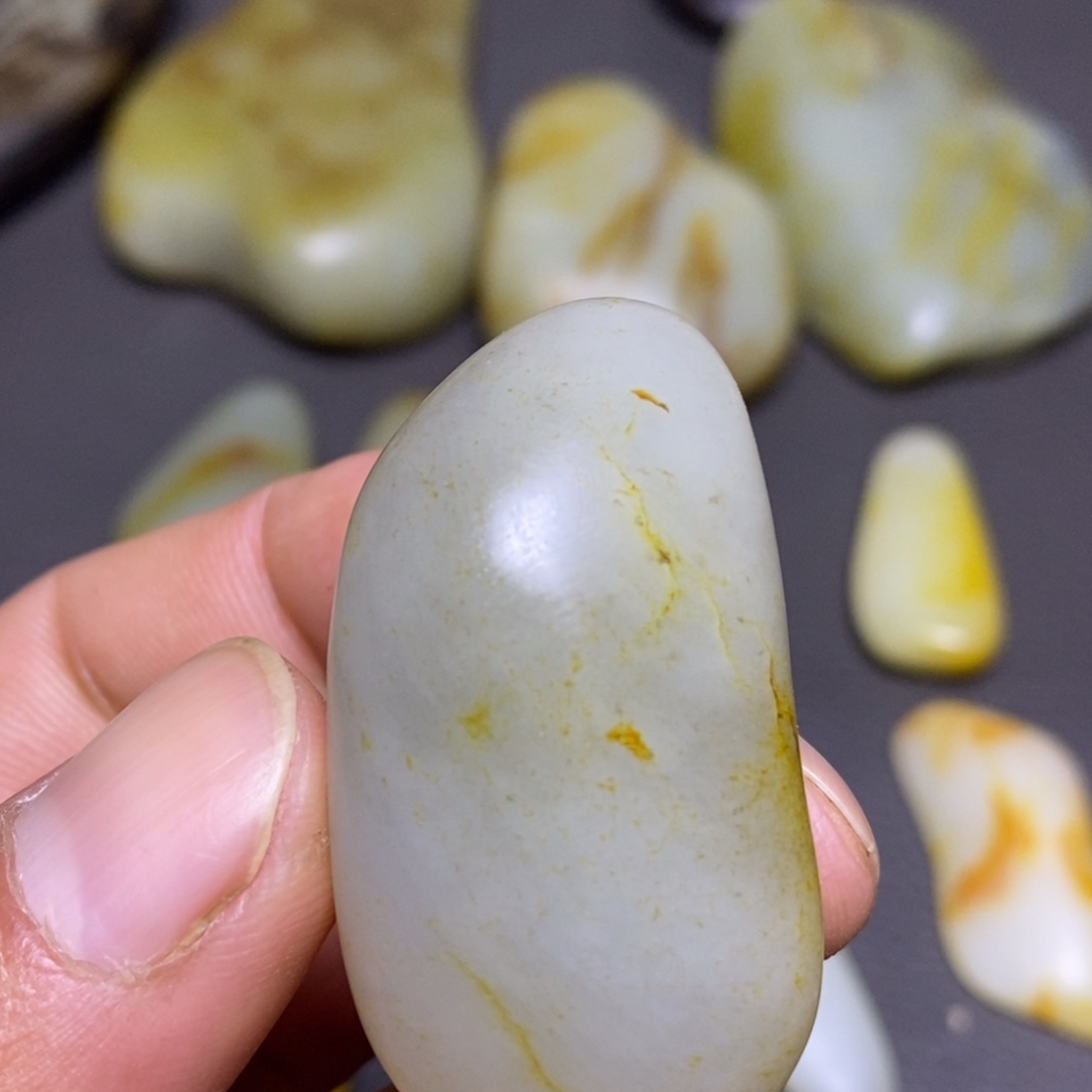 和田玉（糖玉）未镶嵌挂件