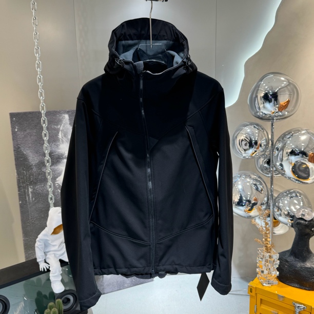 斜拉链防泼水男女同款运动防风软壳冲锋衣舒适夹克薄绒春秋款抽绳