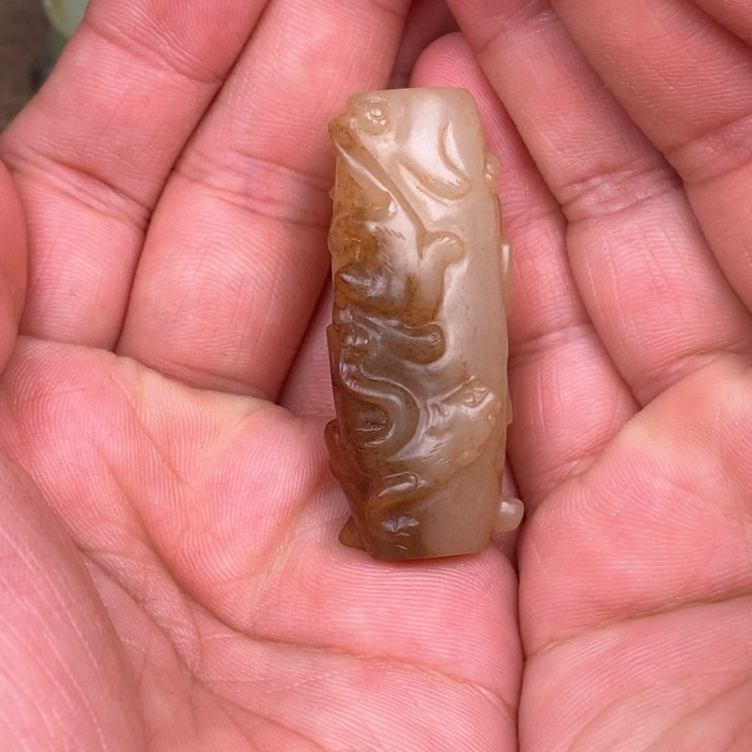 和田玉挂件未镶嵌山**逢