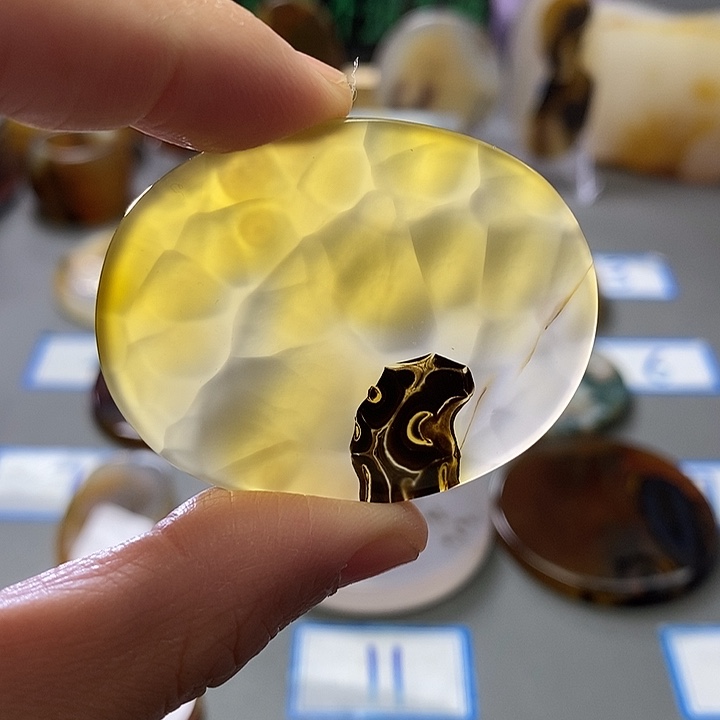 玛瑙/玉髓未镶嵌珠宝半成品119