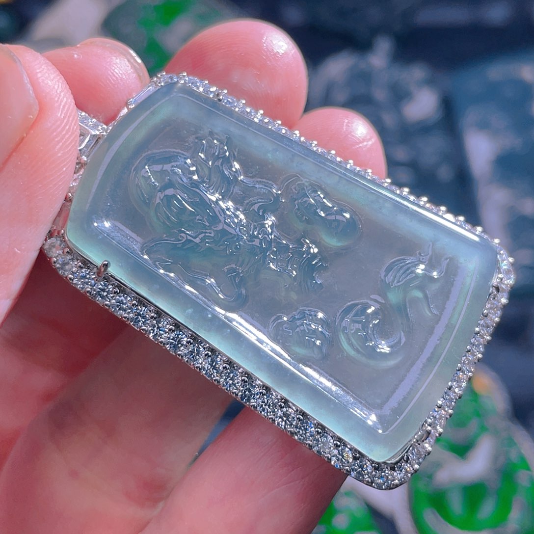 颈饰未镶嵌翡翠翡翠