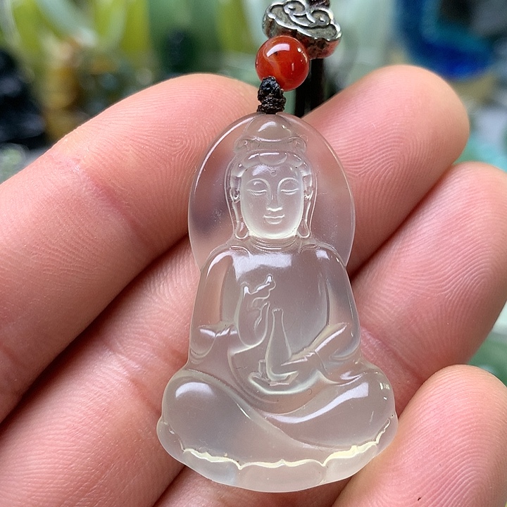 蛇纹石玉挂坠未镶嵌