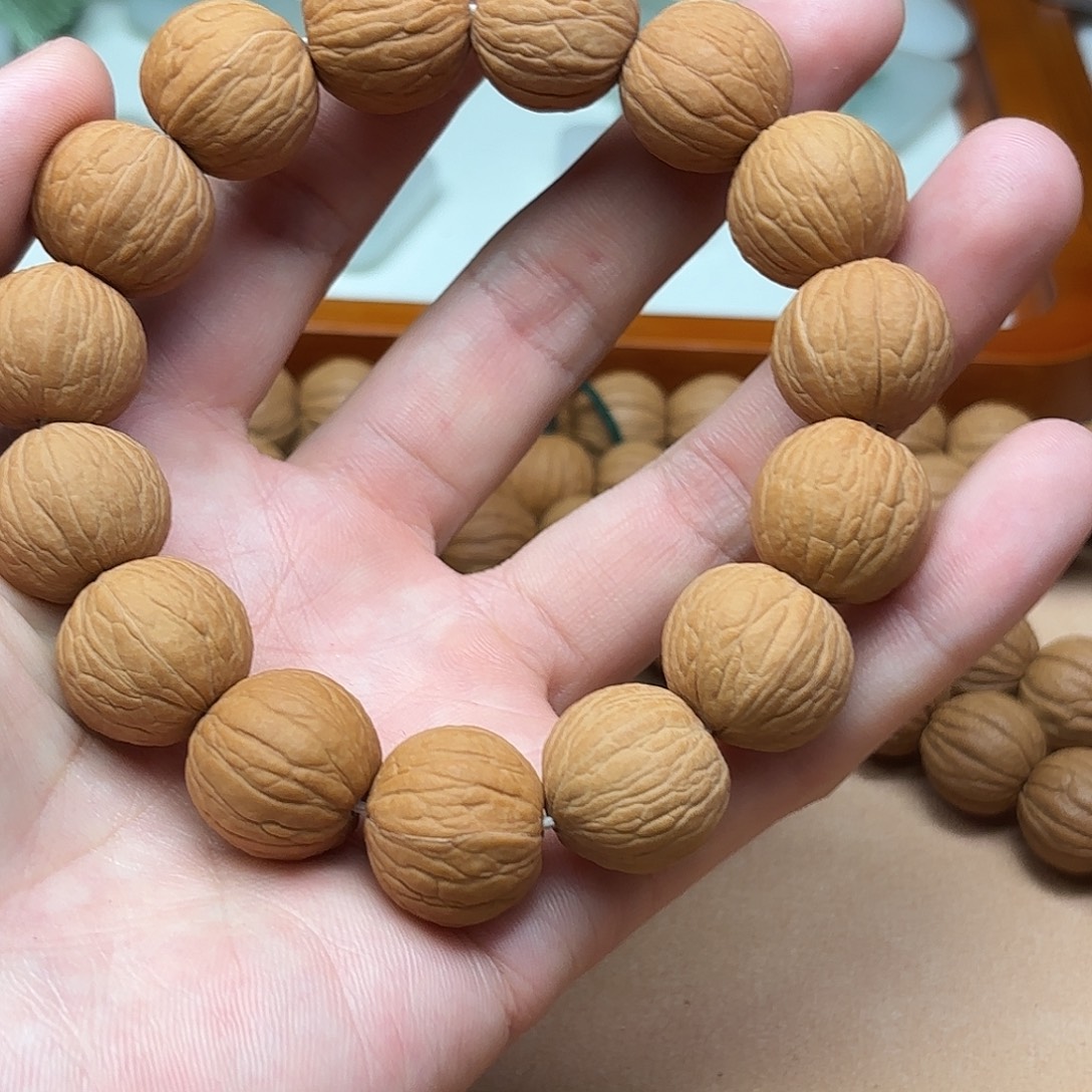 *****吊坠猴头核桃福利盆子手串