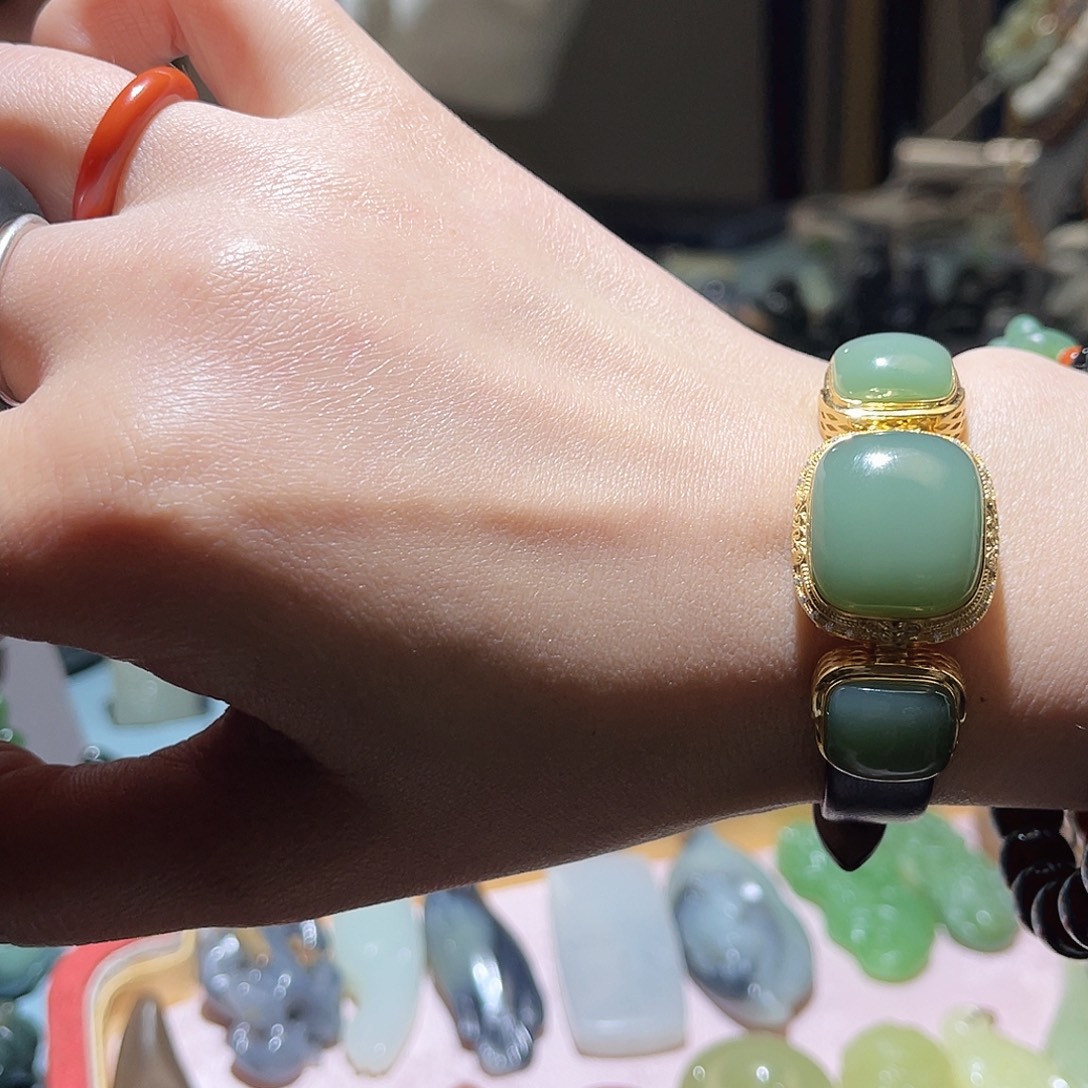 和田玉未镶嵌手链