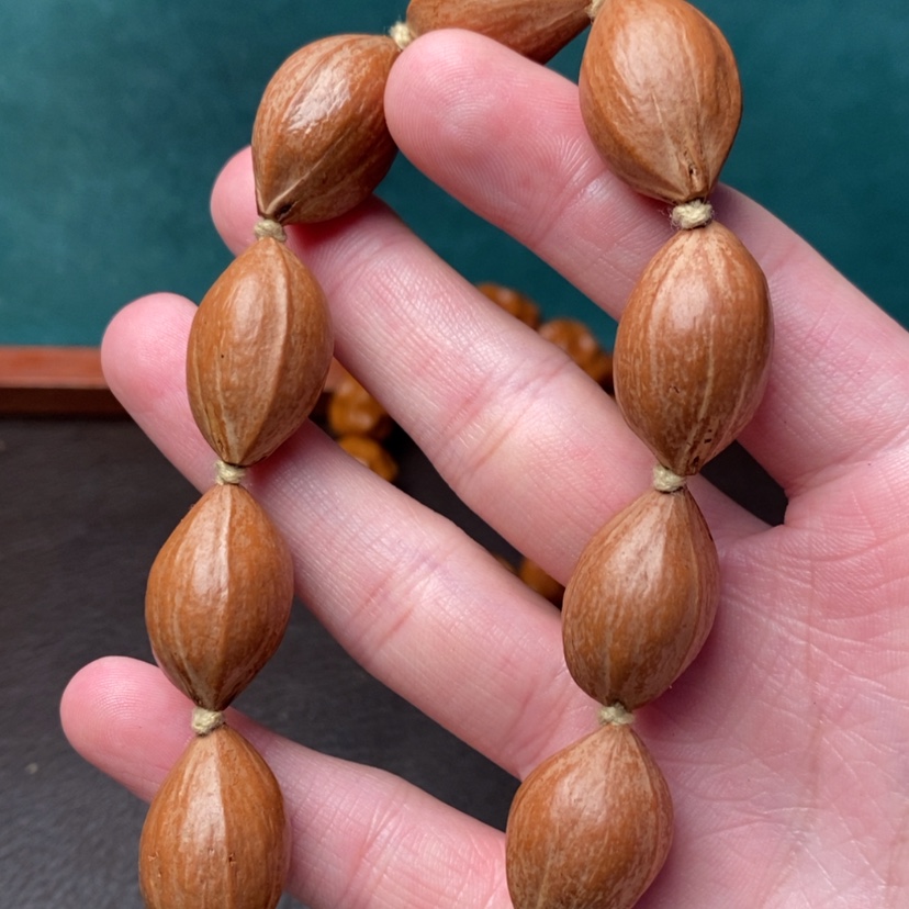 【闪购商品】橄榄核吊坠橄榄核