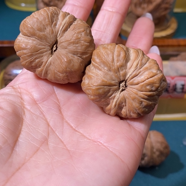 文玩核桃吊坠脸****滑玉蟾