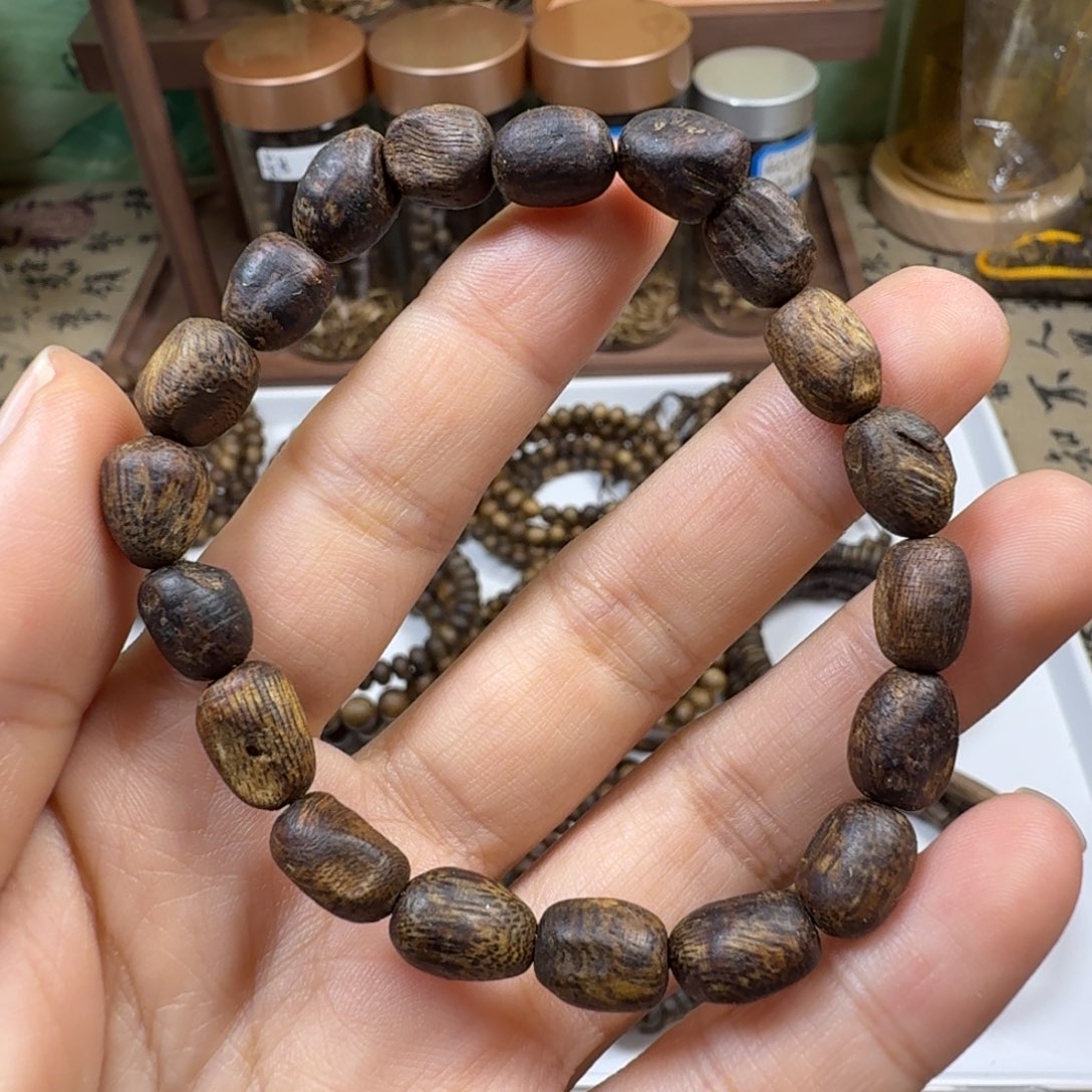 沉香碎屑沉香卡8随行单圈