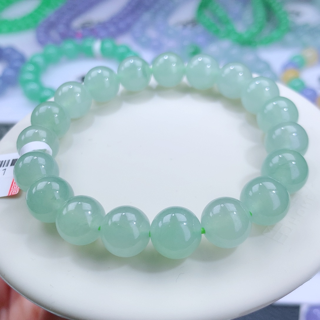 翡翠手串未镶嵌卡10