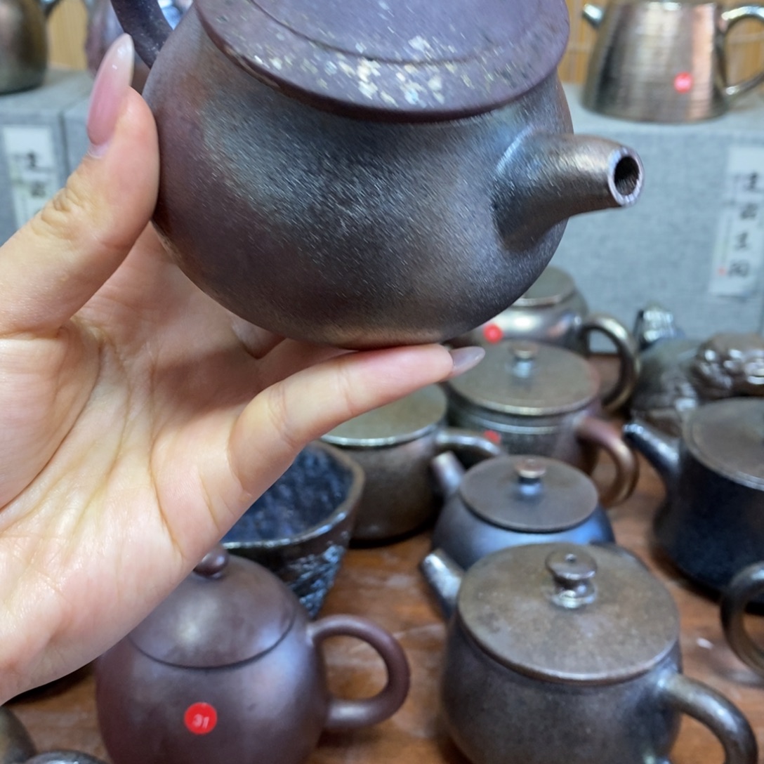 云南建水柴烧微瑕特价壶