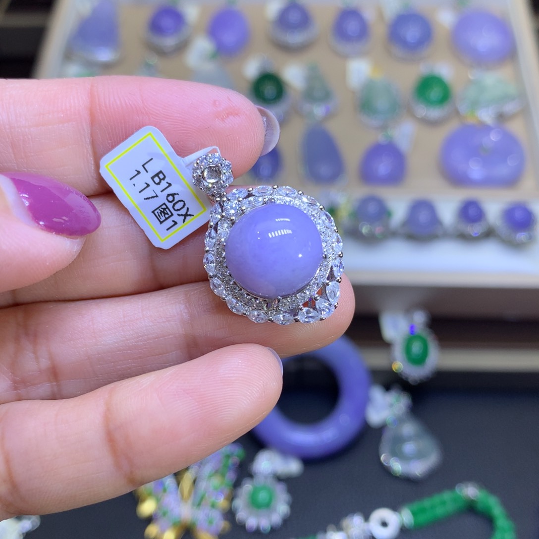 翡翠颈饰银S925镶嵌翡翠