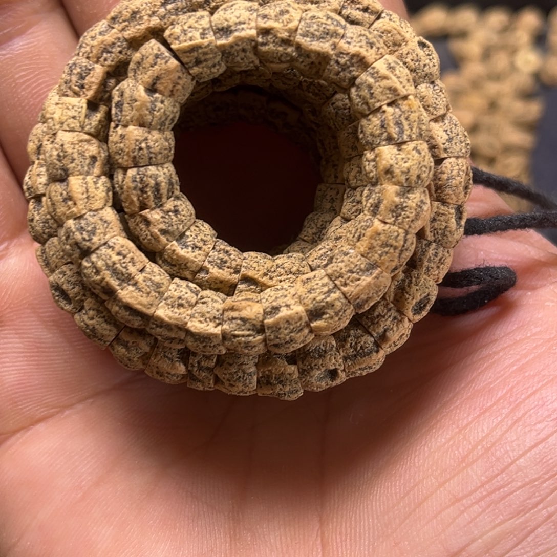 柏香籽/百香籽吊坠