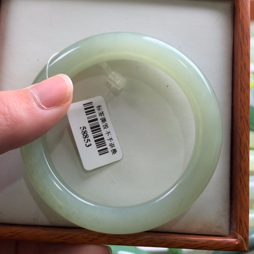 【闪购商品】和田玉手镯未镶嵌53.8